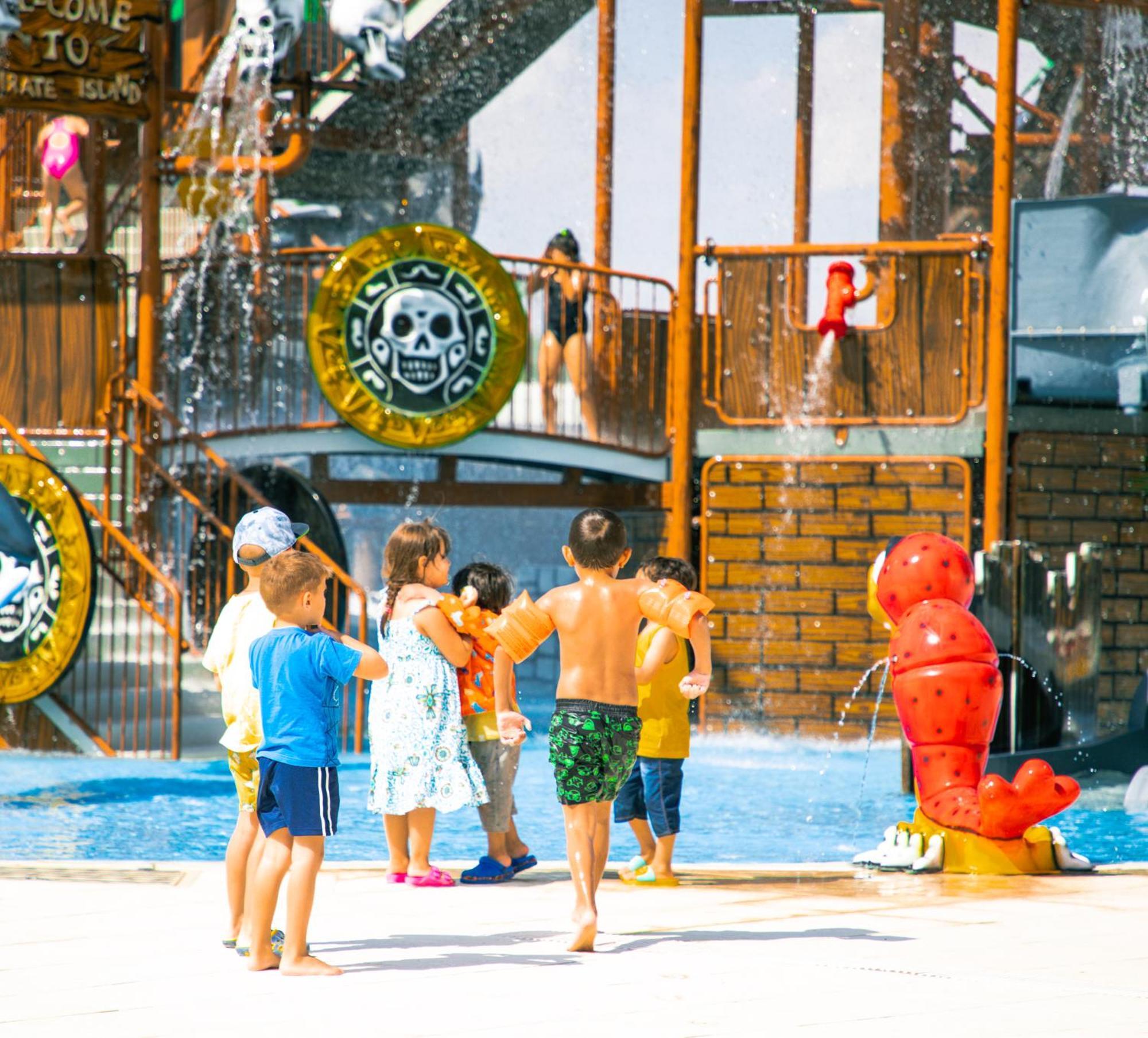 Terra Apartments In Caesar Blue Resort, Fixed Lunch Till 3Pm, Gym, Heated Pool, Sauna, Kids Club Rizokarpaso Esterno foto