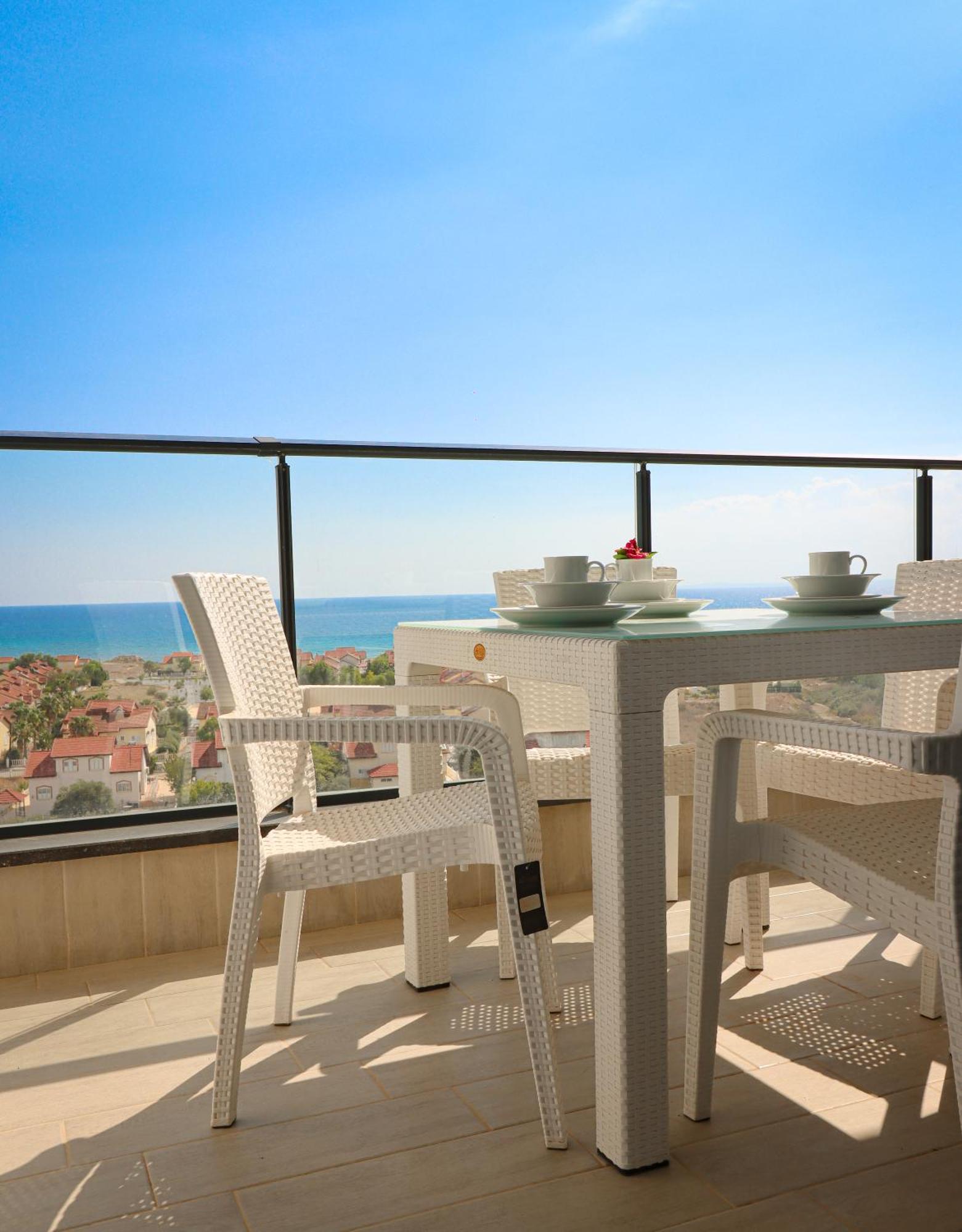 Terra Apartments In Caesar Blue Resort, Fixed Lunch Till 3Pm, Gym, Heated Pool, Sauna, Kids Club Rizokarpaso Esterno foto