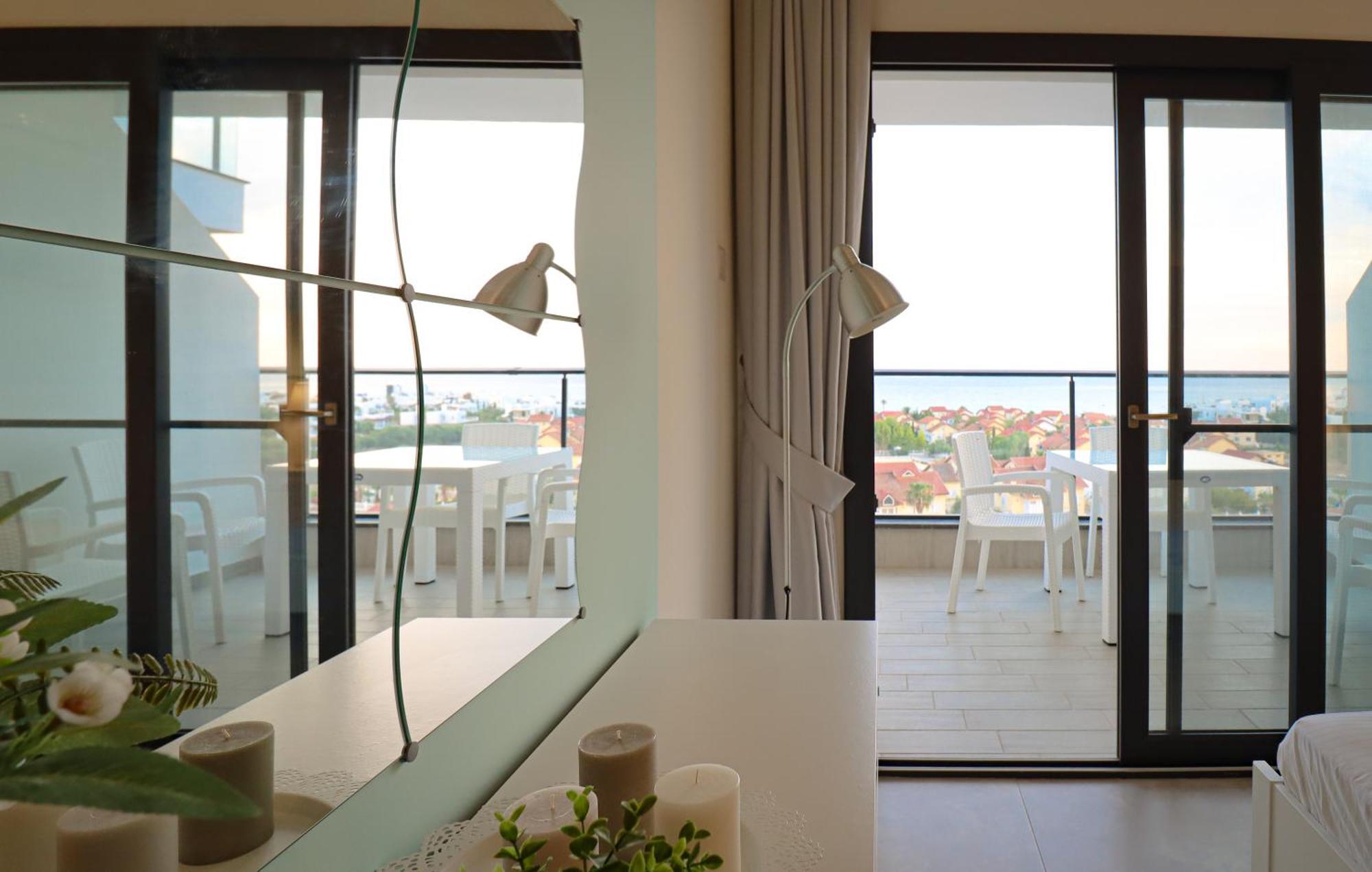 Terra Apartments In Caesar Blue Resort, Fixed Lunch Till 3Pm, Gym, Heated Pool, Sauna, Kids Club Rizokarpaso Esterno foto